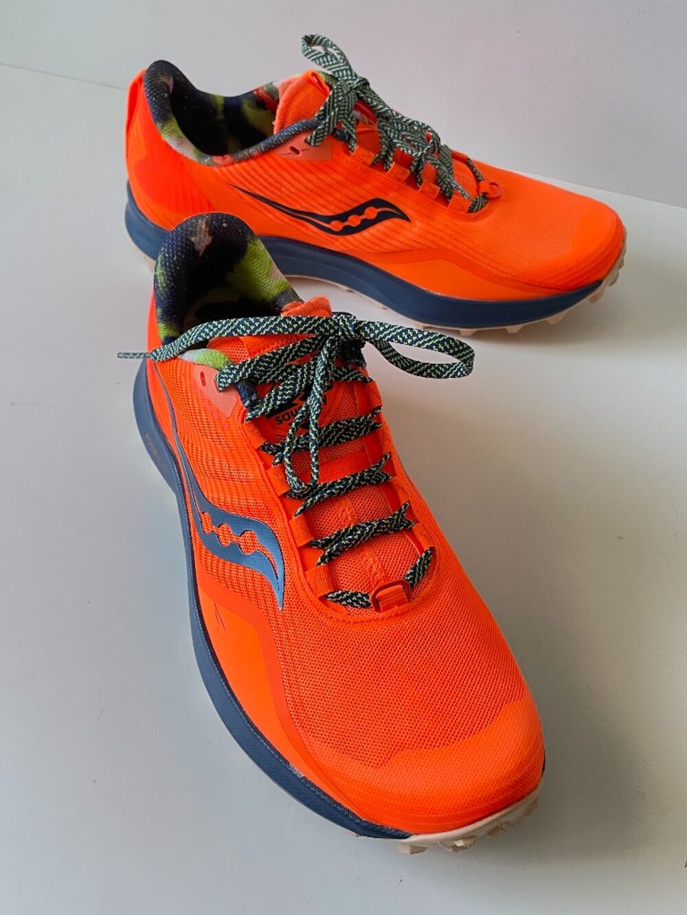 Saucony Peregrine 12 Womens Size 9.5 Trail Running Sneakers Campfire Orange Camo